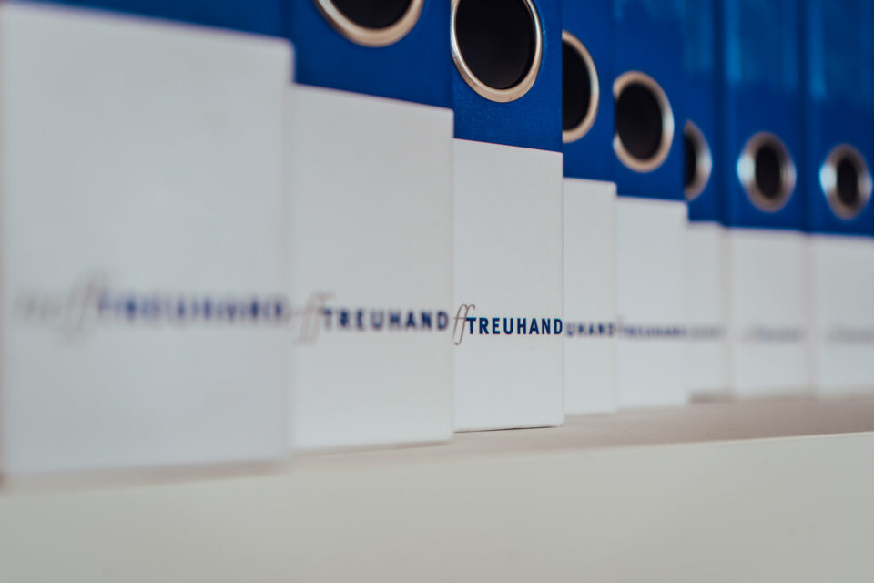 neff treuhand ordnerbeschriftung firmenordner dsc07878